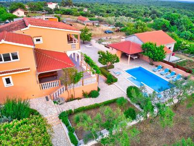 MY DALMATIA - Apartment Visocane with private pool