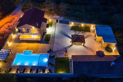 MY DALMATIA - Luxury Villa Escape with private pool, game room and home gym