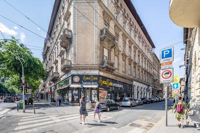 Very Central - Free Parking - Sunny Balcony