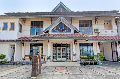 OYO 91525 Hotel Bugisan