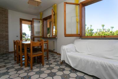 Marcelli, quadrilocale con terrazzo vista mare - M117