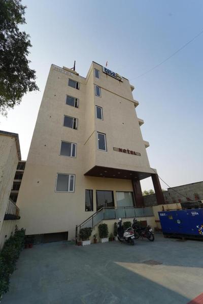 Tushar Group of Hotels - Polo Inn Sez