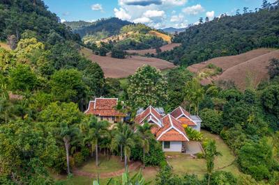 Kanlaya's Eyrie, Luxury Homestay