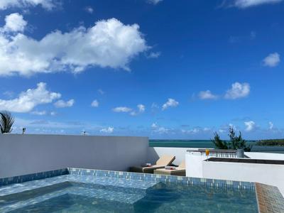 Penthouse - Sea view, Private roof top pool, Golf