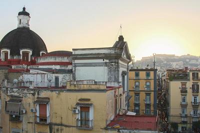 WANDERLUST SPACCANAPOLI Points Of View