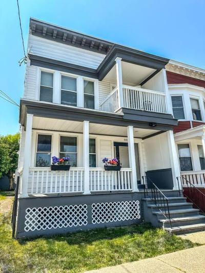The Rustic Home Albany NY - 3 Bedroom Private Second Floor Apartment