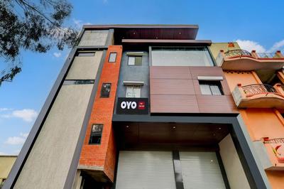 Super Townhouse LIG Main Road Indore