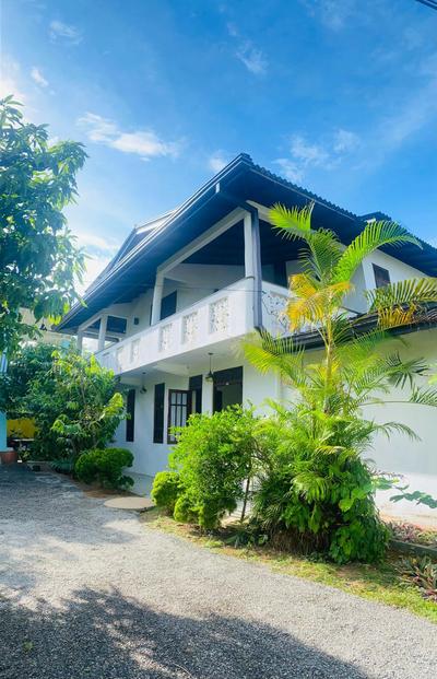 Berg House Unawatuna