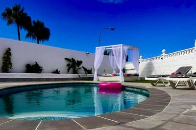 Villa Sueño Azul With a heated swimming pool