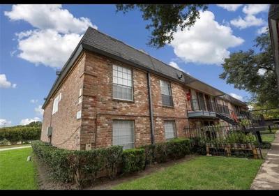 Chic 2B fast Wi-Fi & Free Parking Near Downtown, IAH & PASS Program