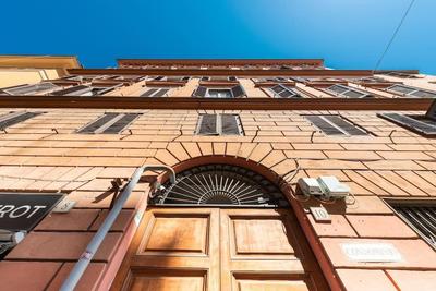 Colosseum Number sixteen apartment