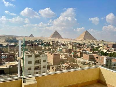 ETERNA Pyramids INN