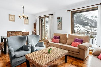 Casa Maite by Cardi Suit