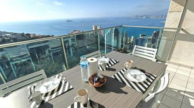 Skyline 39 Increíbles vistas al mar desde la terraza privada en la planta 39