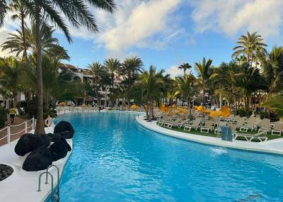 Playa de Las Américas Fantastic Duplex with Terrace, Pools, and Beach Access