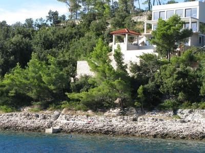 Vila Hera Korčula, Special one, pool, right on the sea,parking, 8 people