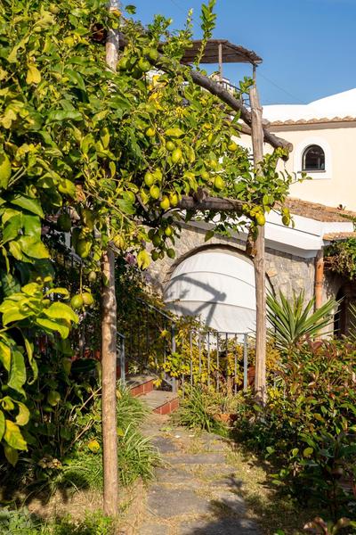 Villa Miramare, piscina e parcheggio a Conca dei Marini
