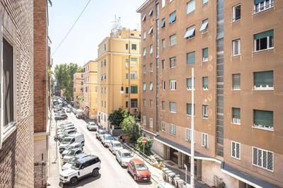 King Size Apartment WiFi AIR CONDITIONING TV50 10MIN COLOSSEO-TRASTEVERE
