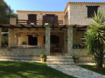 3 Sorelle Private Stone Villa