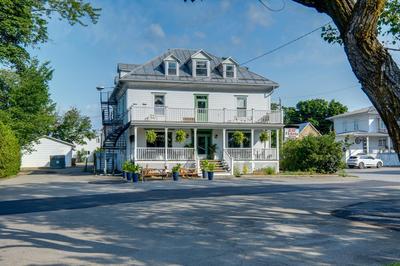 Chambre 306 de l'hôtel Victoria confortable et moderne