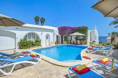 Villa Ariet by Villa Plus