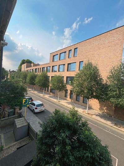 Double Bedroom in Clapham