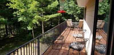 Brandy Bay Hideaway: Pet Friendly Retreat