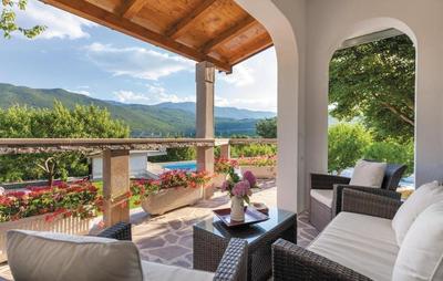 Holiday house Ma & Ma with pool, parking, high speed Internet, BBQ...