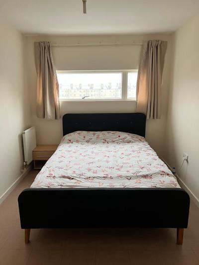 Only steps from Buckingham Palace and Big Ben