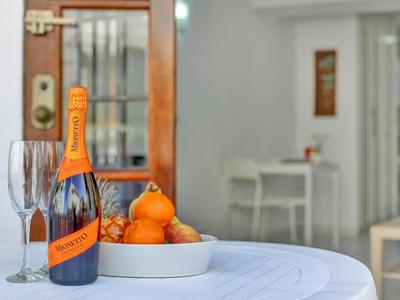 Amplio Estudio Los Cristianos, piscina climatizada, Wi-Fi, aire acondicionado - ES-347-25