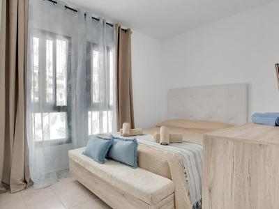 Apartamento luminoso con piscina y Wi-Fi, centro de Los Cristianos, cerca de la playa - ES-347-40