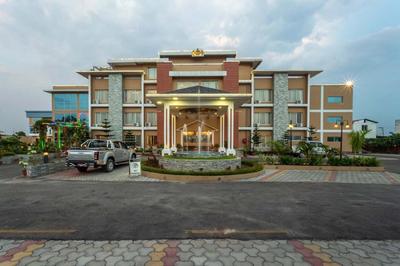 Palette 823 Hotel Ichchha