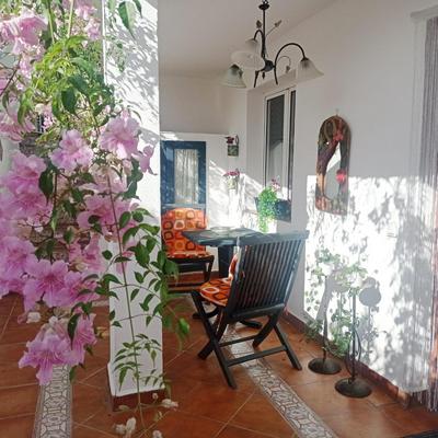 Estudio-Monoambiente para 2 personas en comunidad con piscina