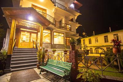 WOW STAYZ Hotel The Lodge