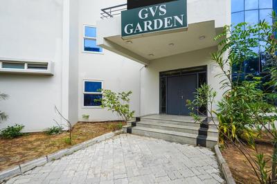 Super Hotel O ECR Stays Near Nemmeli Beach Formerly GVS Homes