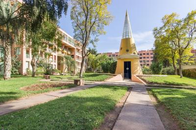 Romantic Retreat next to M avenue