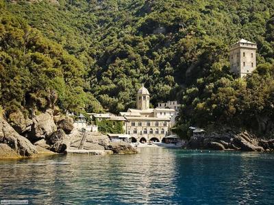 Genova House