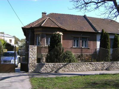 Ferienhaus mit Garten & Parkplatz, für Paare, Familien und Hunde