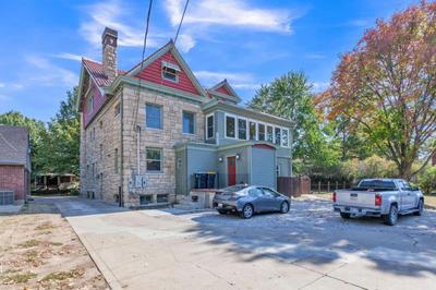 Massive 5 bedroom downtown