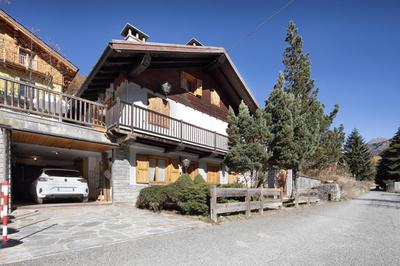 5' Bus to the Ski Slopes, Panoramic Chalet