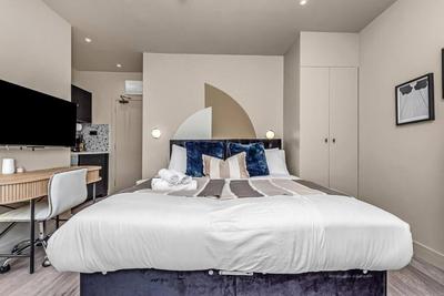 Delightful Studio Suite with Modern Kitchenette
