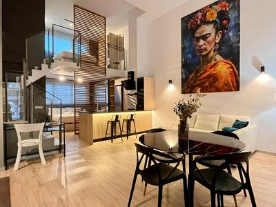 WeRentVLC - Amazing Duplex Loft 2 bdrm