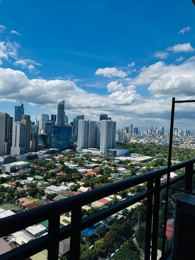 2 bedroom unit with 2 balcony Poblacion makati city
