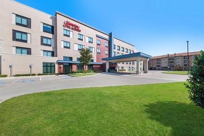 Hampton Inn & Suites Dallas - Farmers Branch