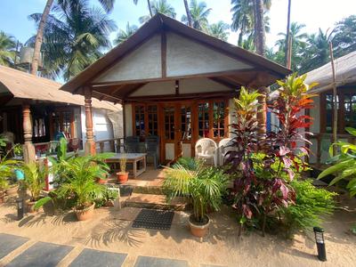 Tropical Bay