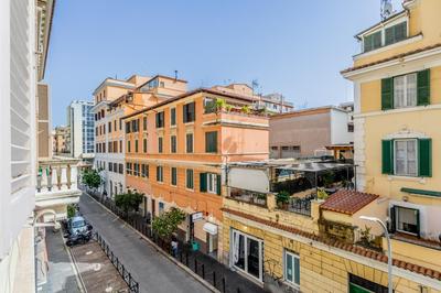BBHOME Eleganza e comfort unico in San Giovanni district