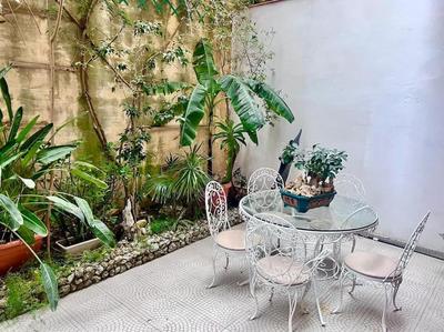 XL Massive Art-Filled Home in Central Area, WALK to Sliema, St Julian's