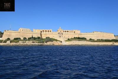 Cozy 1BR Apt in Central Gzira, Steps from Sliema by 360 Estates
