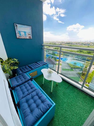 Beach Vibe Condo with PS4, Mini Karaoke, Board Games in Azure North San Fernando Pampanga