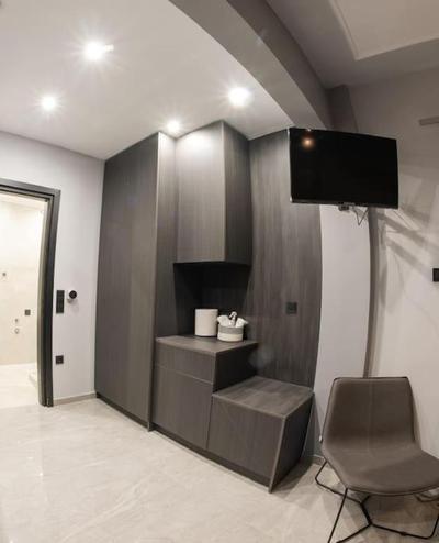 Maybe Home suite apartments No2